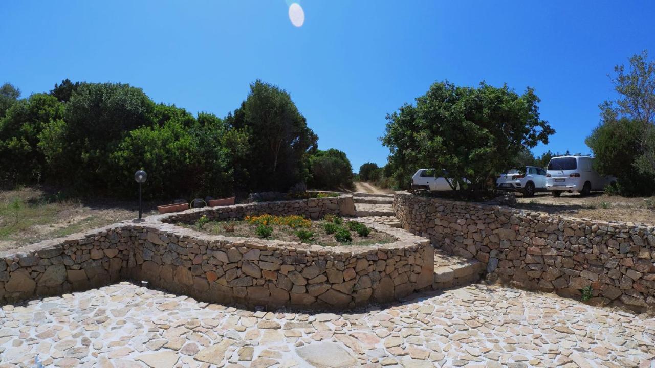 Monti Russu Natural Guest House Aglientu Εξωτερικό φωτογραφία