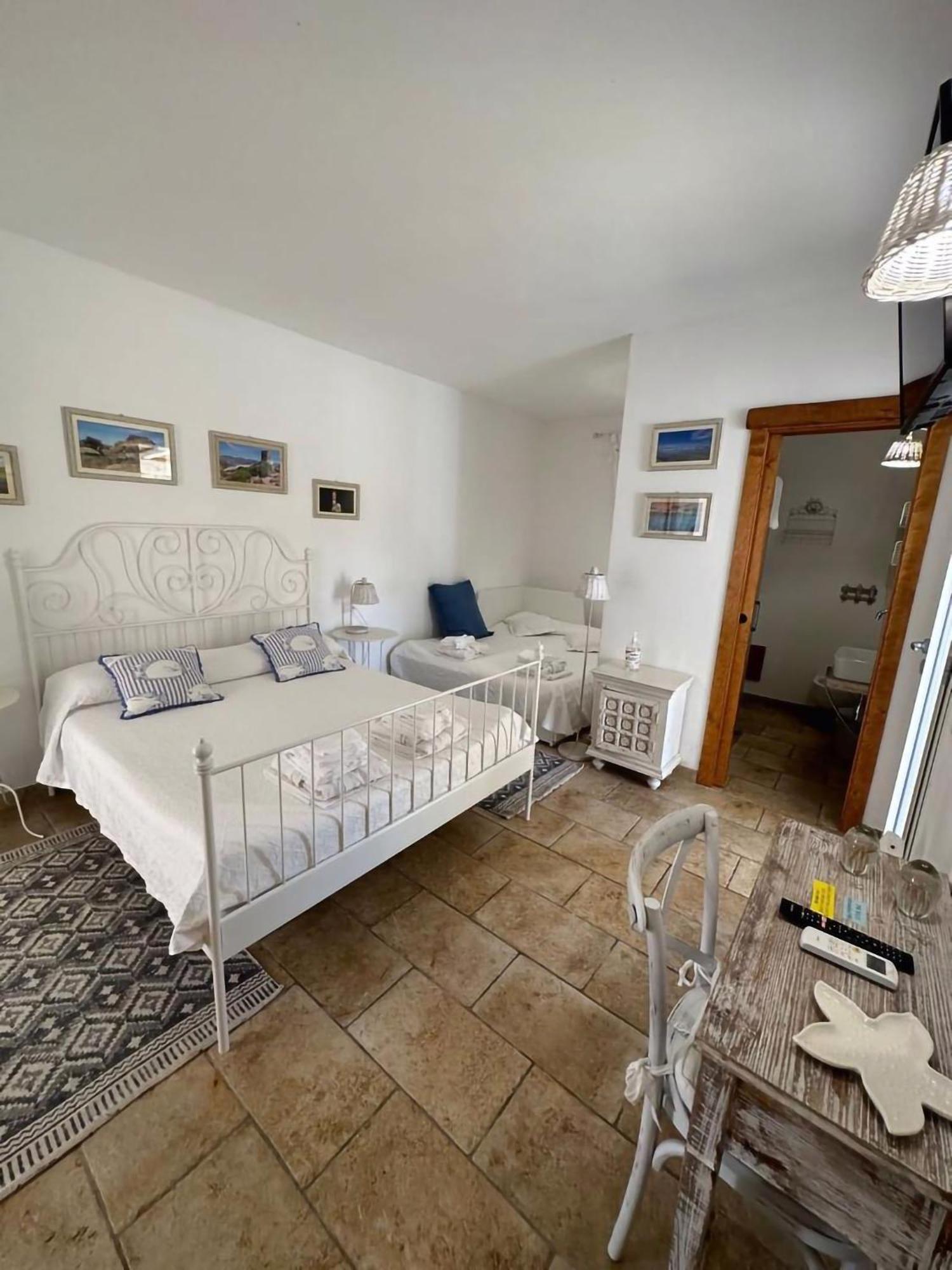 Monti Russu Natural Guest House Aglientu Εξωτερικό φωτογραφία